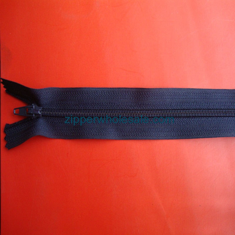 zippers in bulk wholesale