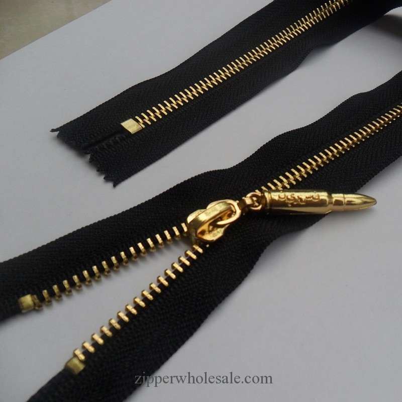 custom zippers suppliers