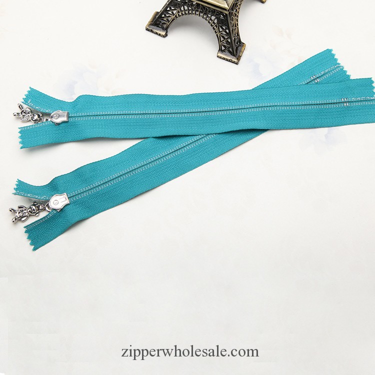 colorful teeth nylon zippers wholesale