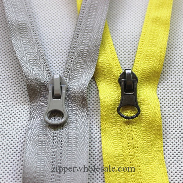Reversible zippers Wholesale reverse zippers bulk